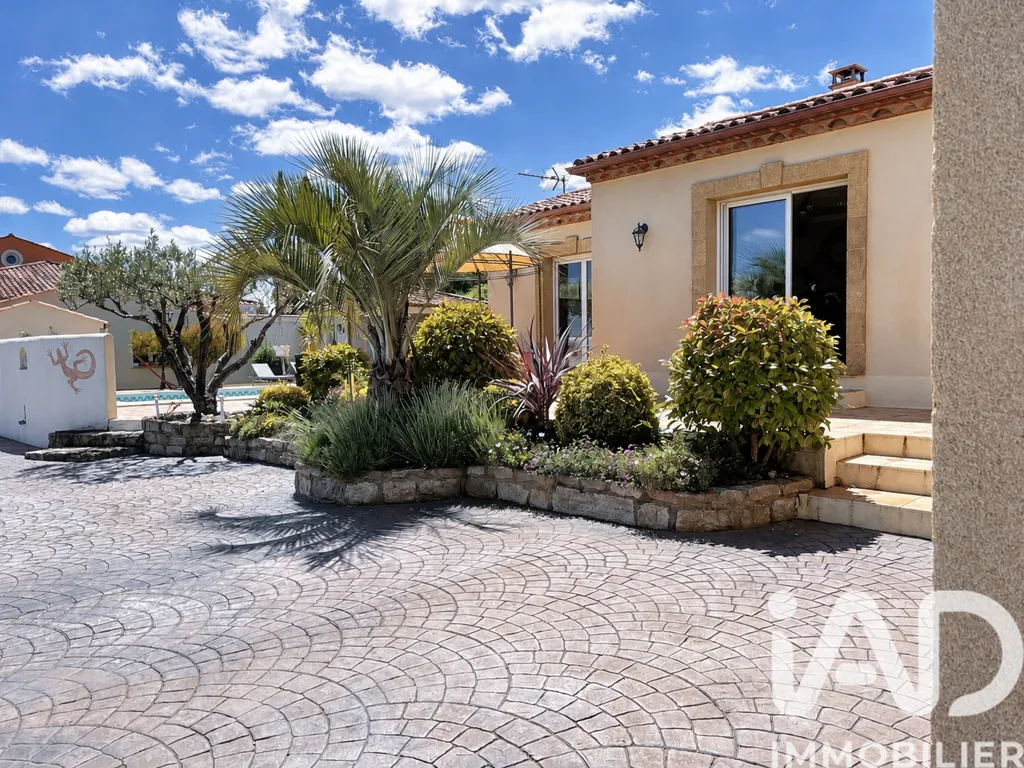 Aed - Villa with Pool near Béziers
