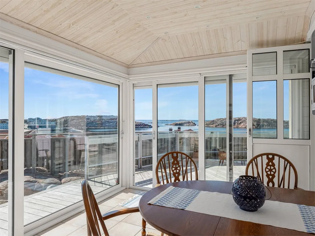Terrass - Architectural Villa with Sea View in Lysekil