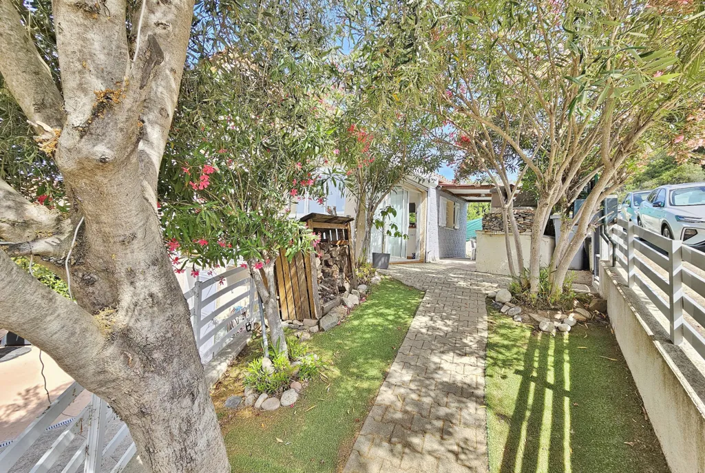 Giardino - Duplex Villa with Sea View near Ajaccio