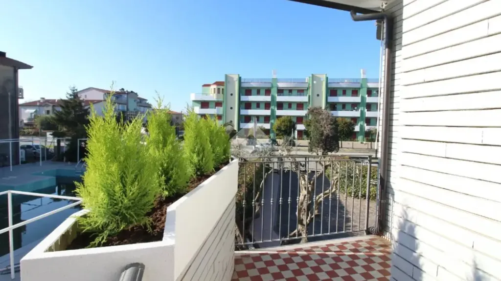 Balcon - Villa with Private Garden in Caorle