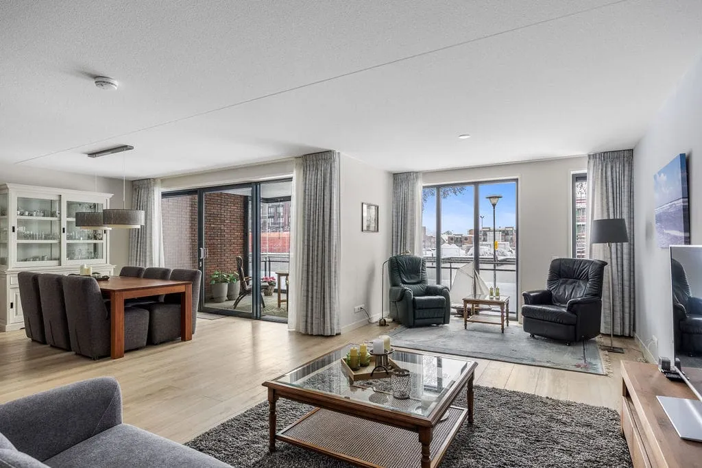 Séjour - Modern Apartment with Balcony in Sneek