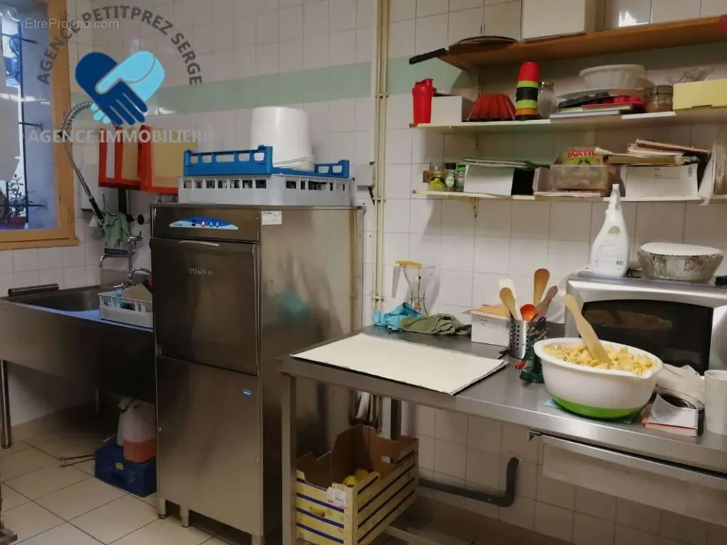 Cuisine - Boulangerie-Pâtisserie avec Logement à Lagrace-Dieu