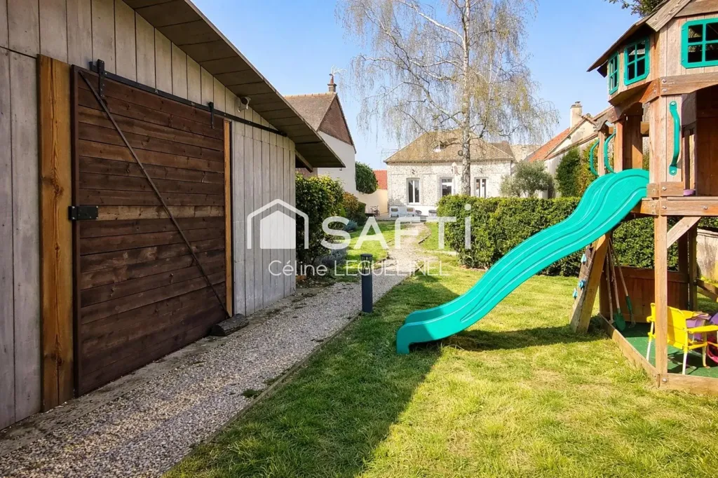Jardin - Maison en Pierre Rénovée avec Terrasse à Goussainville