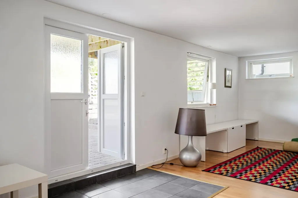 Entrée - Three-Storey Villa with Garden in Glumslöv