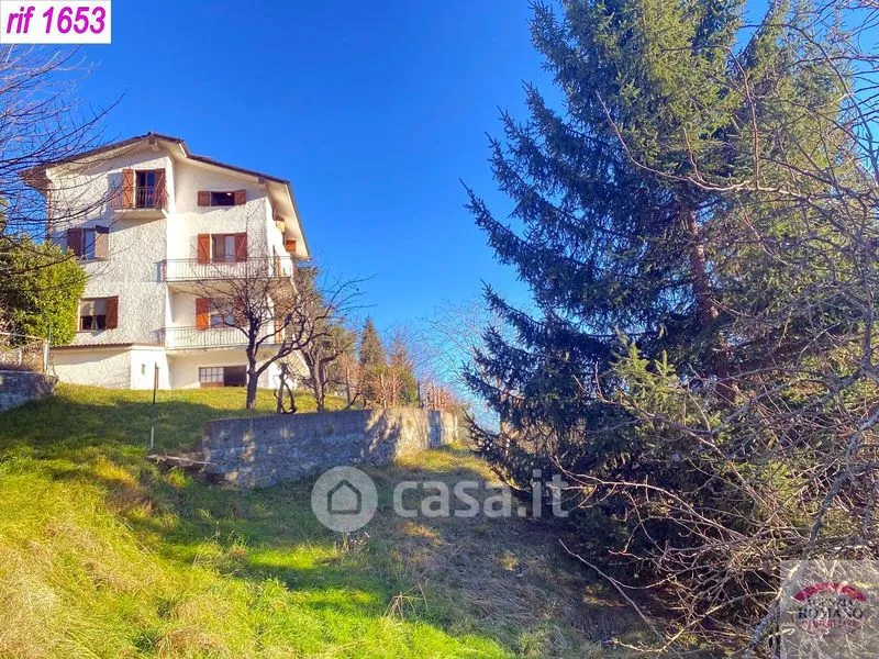 Välivaade - Triplex Villa with Panoramic View in Ponzone