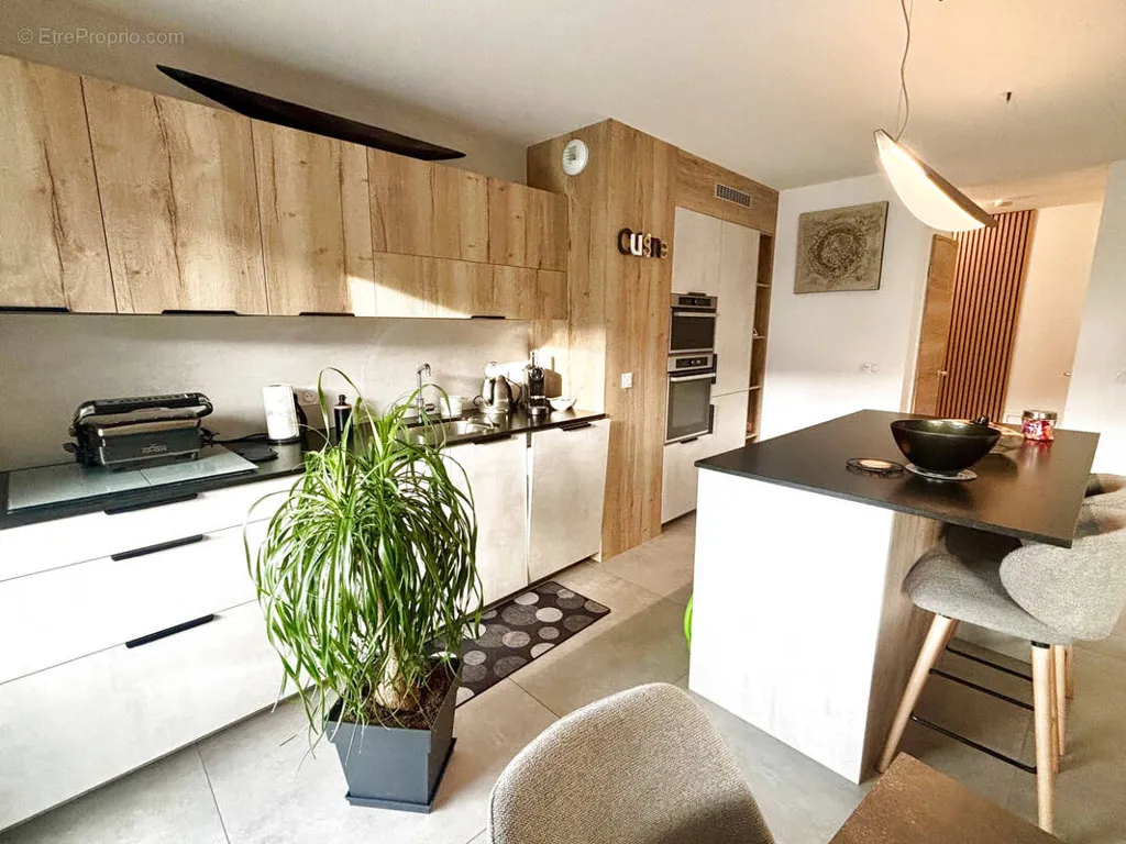 Cuisine - Appartement T3 avec Terrasse à Voglans