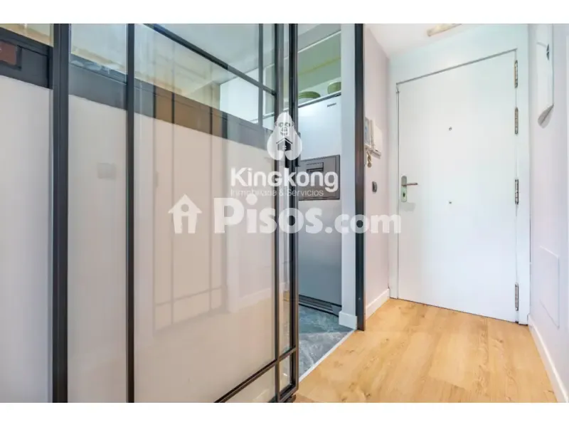 Entrée - Contemporary Loft with Terrace in Simancas