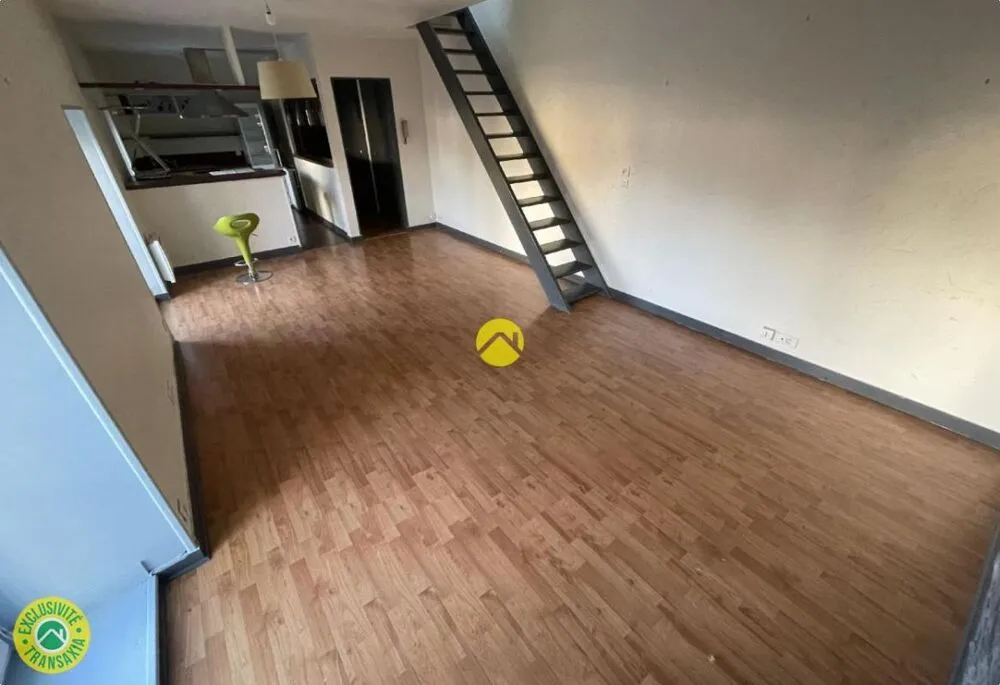 Séjour - Duplex Atypique à 10mn du Centre de Bourges