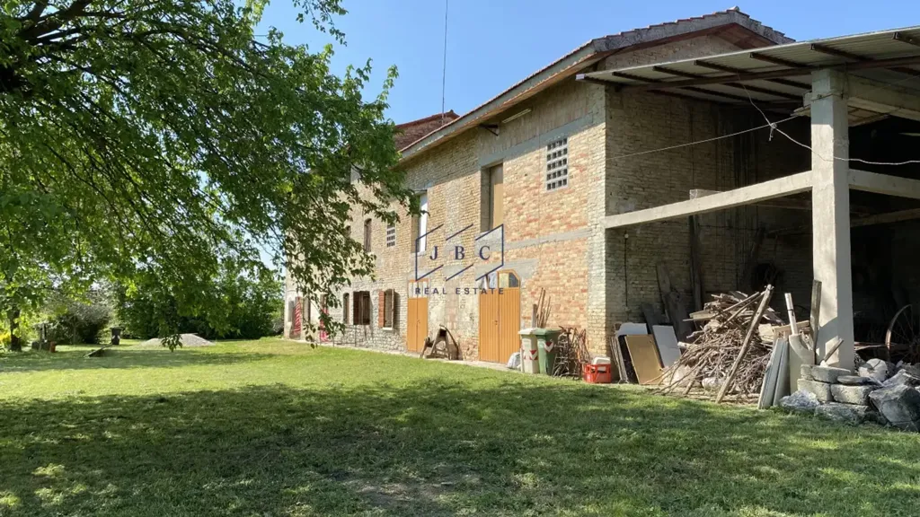Välivaade - Rustic House with Garden in Ormelle