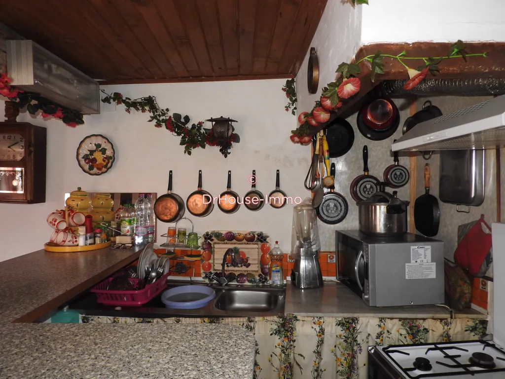 Cuisine - Maison en Pierre avec Solarium dans un Village
