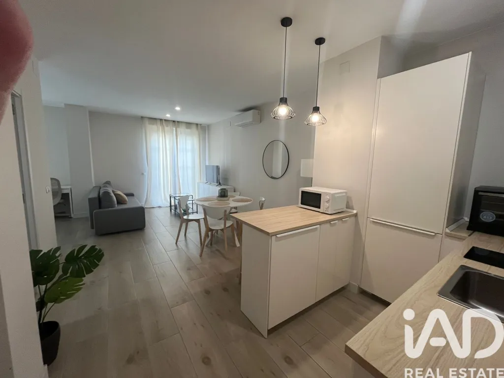 Cuisine - Centrally Located Modernised Apartment in Málaga