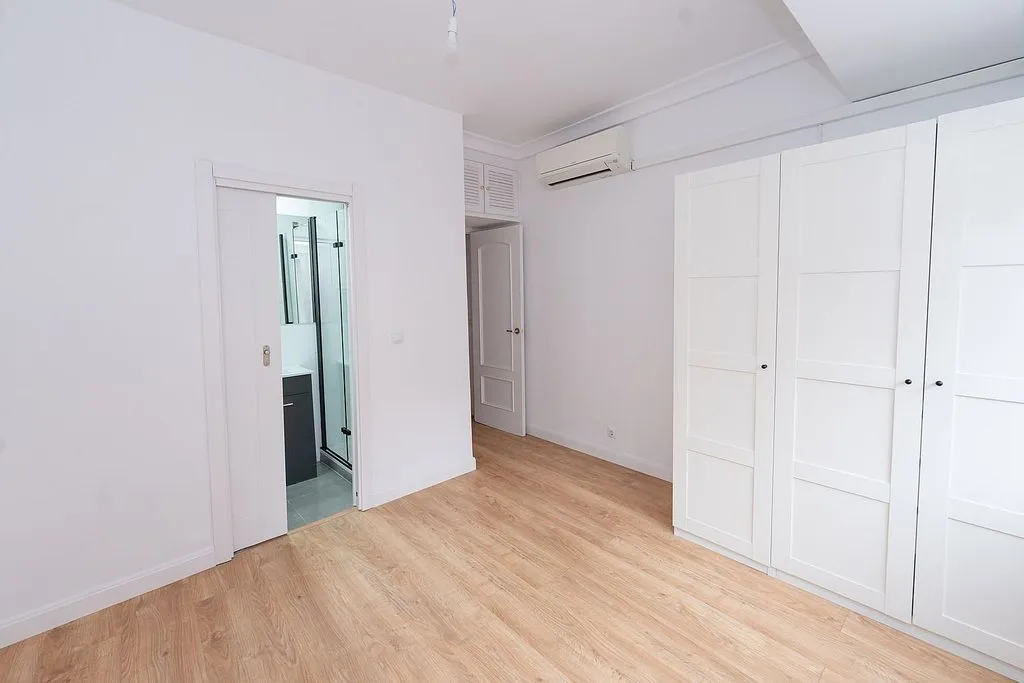 Toad - Apartment with Terrace in Bernabéu, Madrid