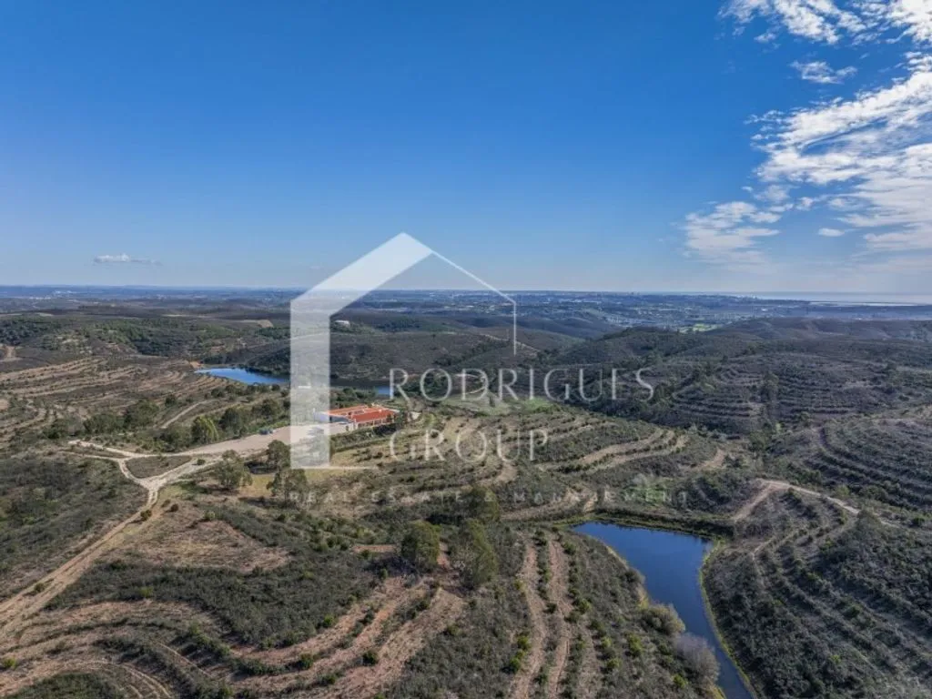 Õhuvaade - Contemporary Farm with Pool in Cotifo, Lagos