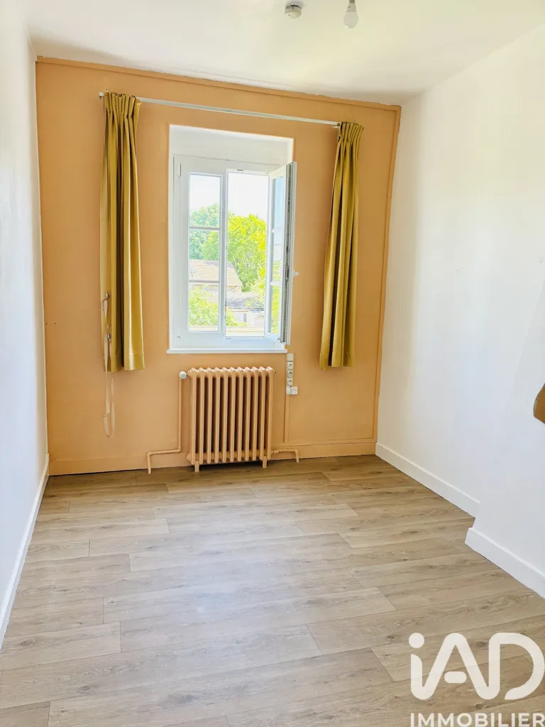 Pièces - Maison Ancienne Rénovée dans le Quartier des Veneurs à Compiègne