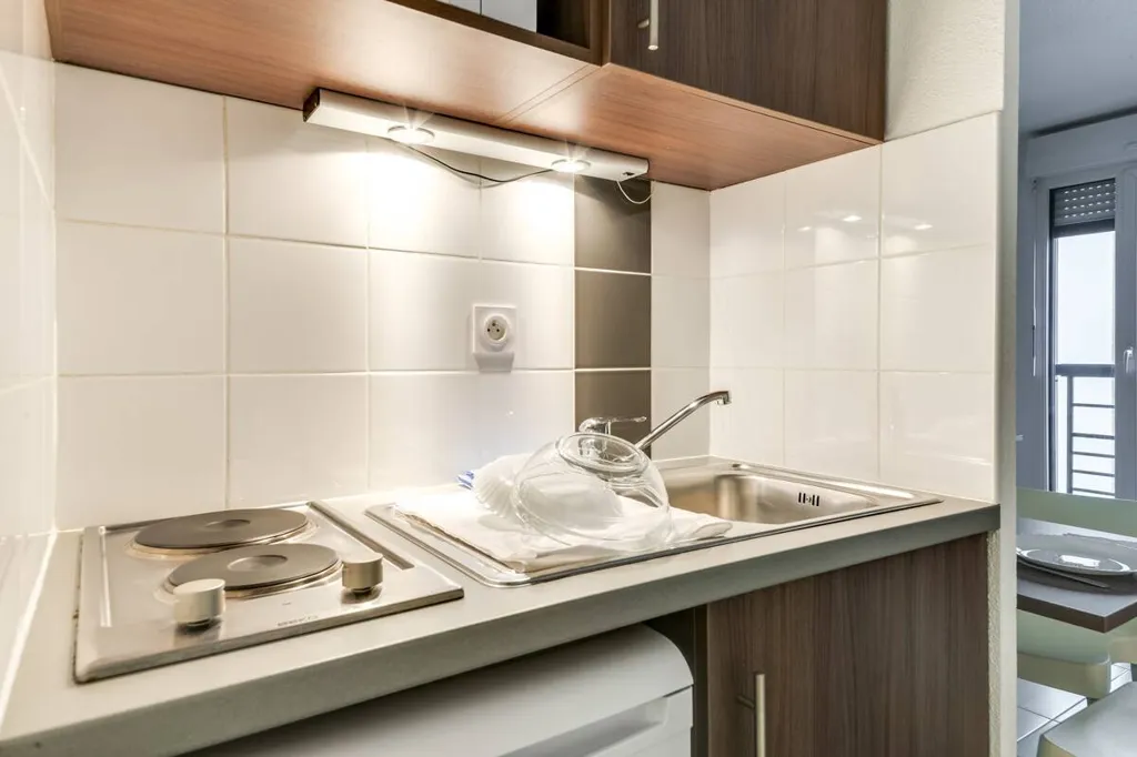 Cuisine - Appartement Meublé dans Résidence Étudiante à Vanves