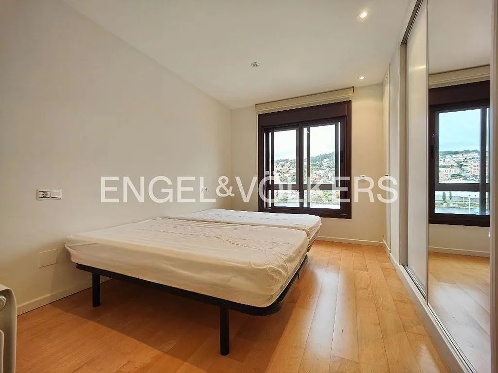 Magamistoad - 2-Bedroom Apartment with River View in Centre
