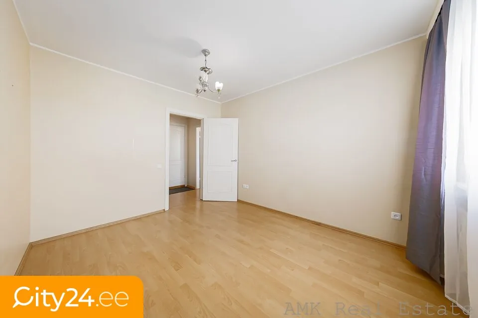 Chambres - Bright 2-Bedroom Flat with Balcony in Lasnamäe
