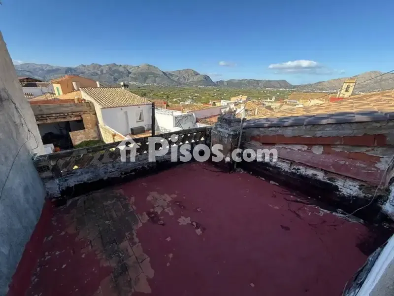 Terrazza - Chalet to Renovate in Benidoleig