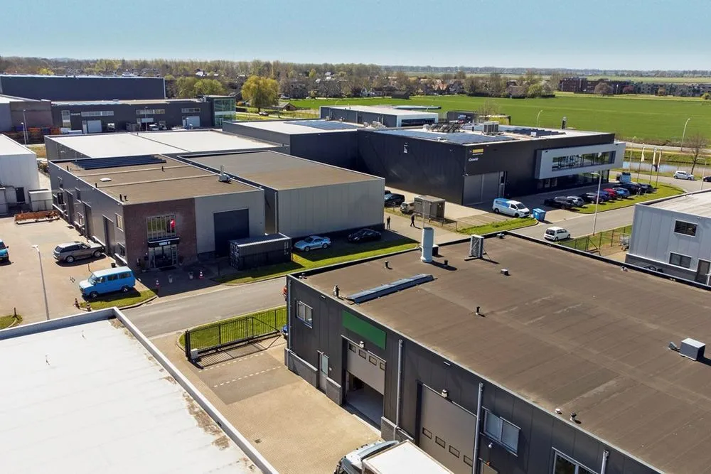 Välivaade - Commercial Unit with Secure Outdoor Space in Strijen