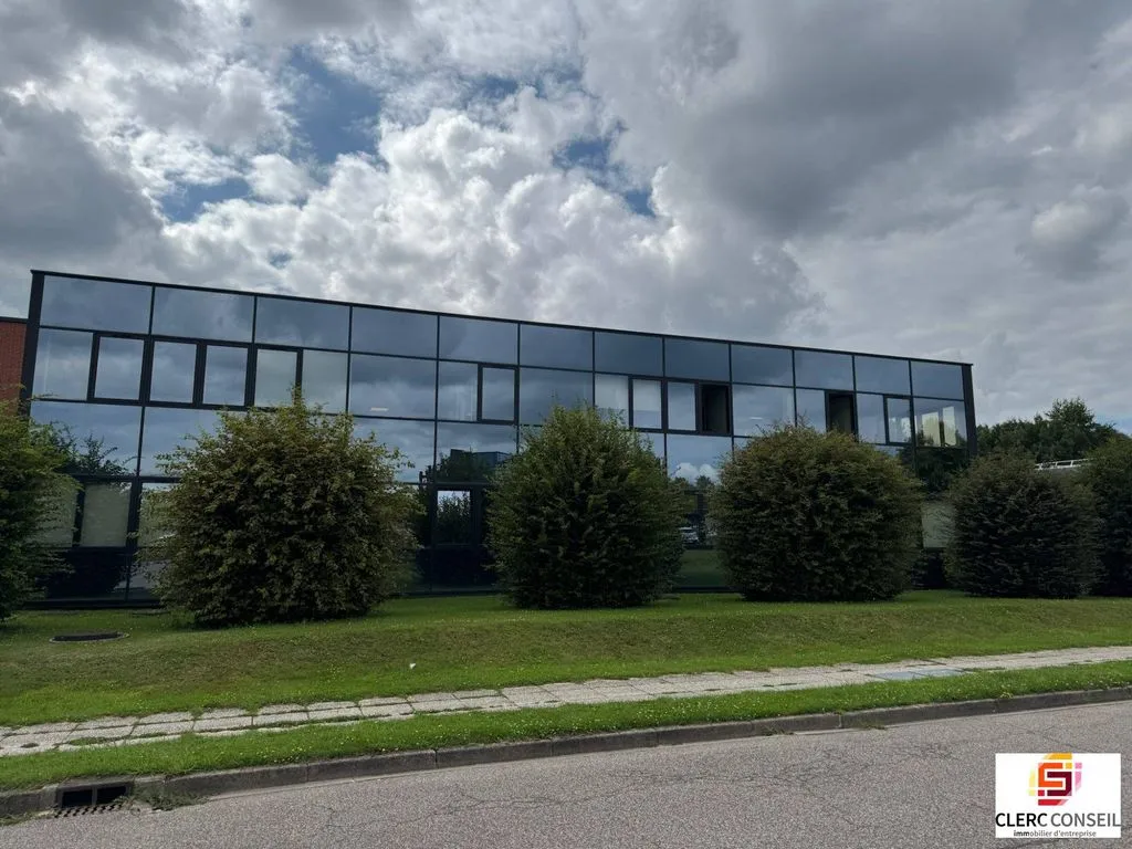 Extérieur - Immeuble de Bureaux avec Parking à Mont-Saint-Aignan