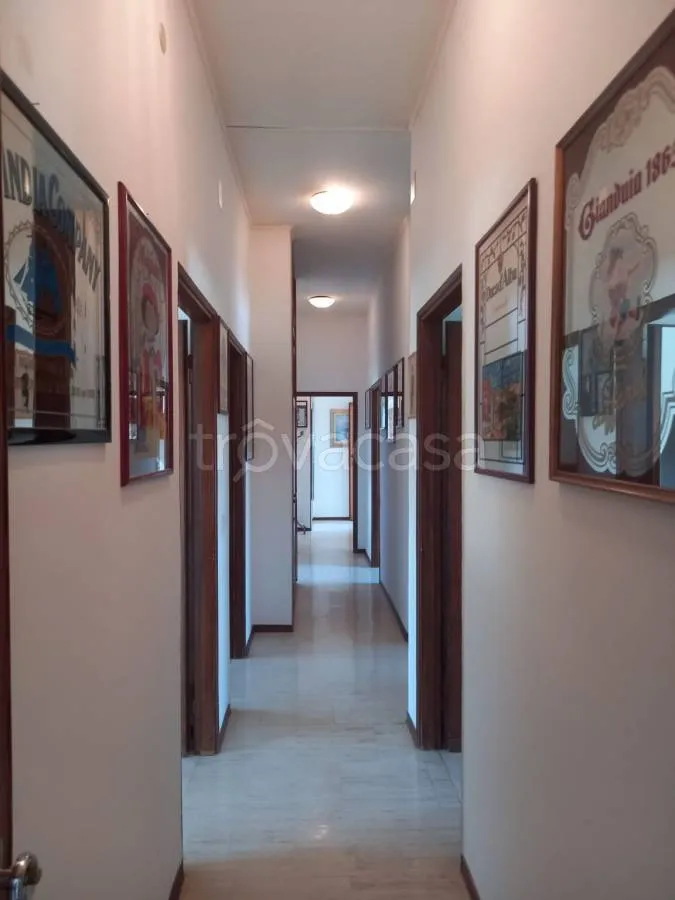 Esik - Penthouse Apartment with Balcony in Ravenna