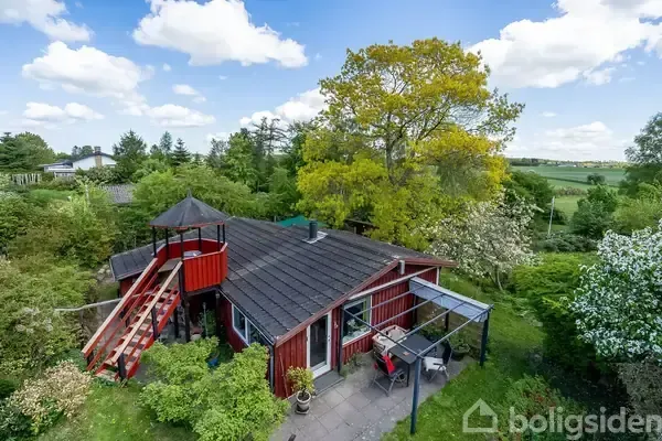 Vue aérienne - Charming Cottage with Park-Like Garden in Kyndeløse