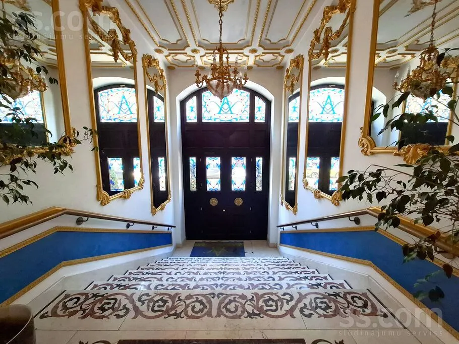 Entrée - Three-Bedroom Apartment with Sauna in Riga Centre