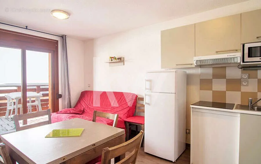 Köök - Apartment with Balcony in Les Angles