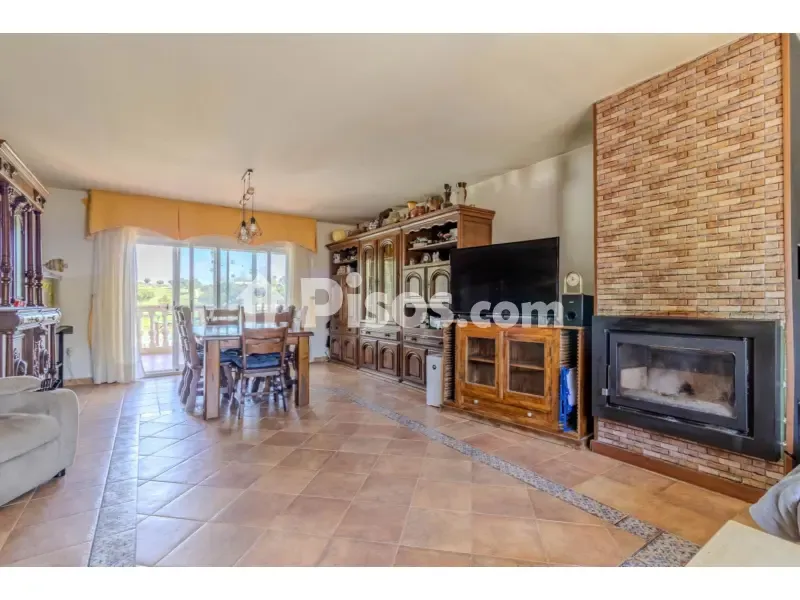 Elutuba - Chalet with Golf View in Cabanillas del Campo