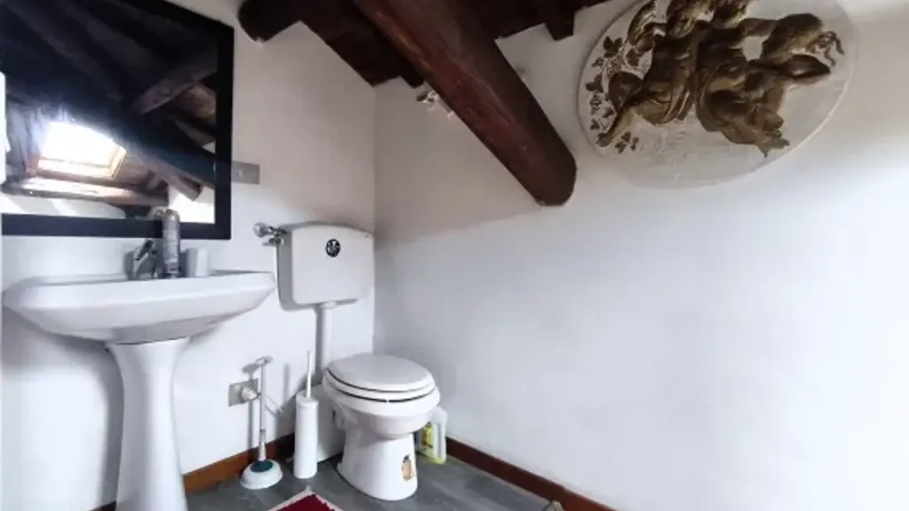 Vannitoad - Furnished Flat with Balcony in Rome