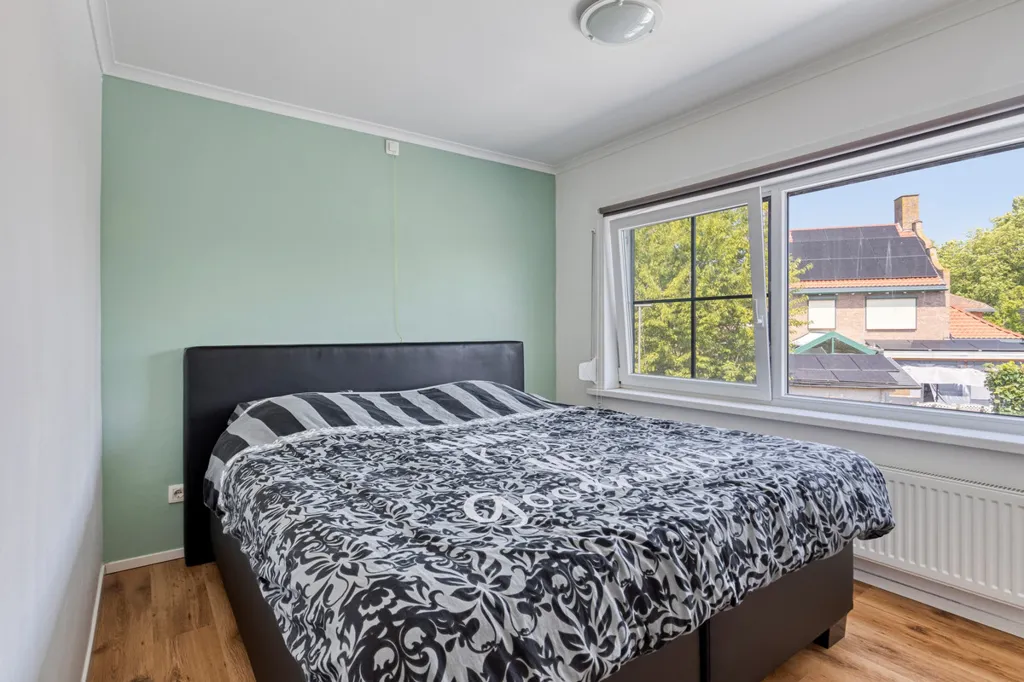 Chambres - Two-Storey House with Garden in Sas van Gent