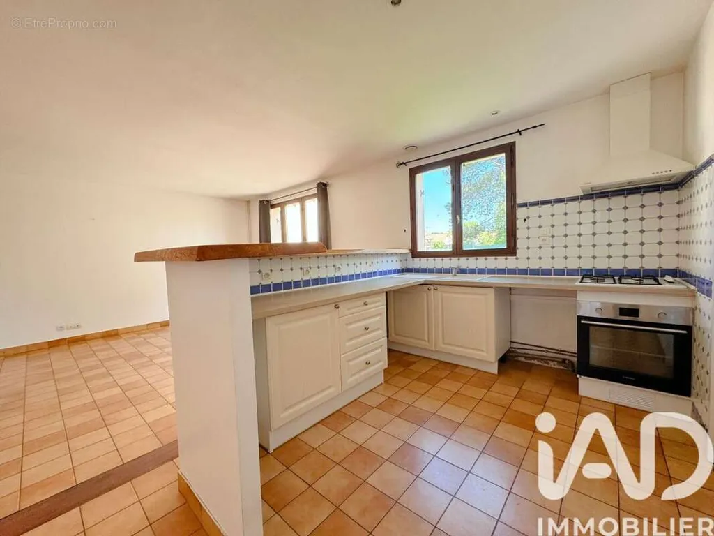 Kitchen - Detached House with Garden in Buxerolles