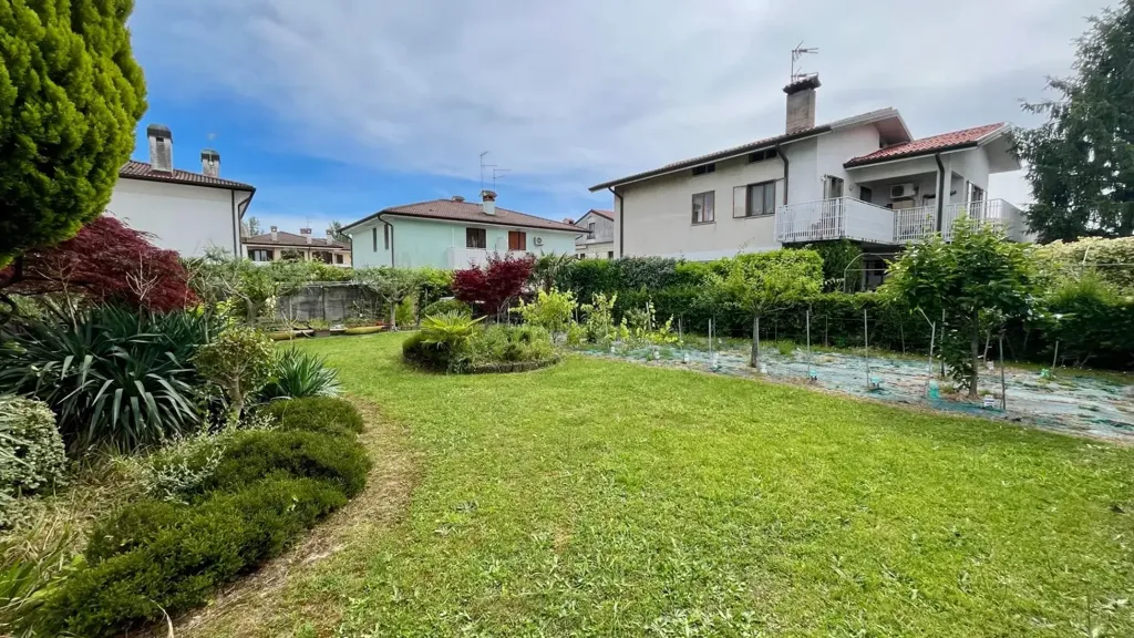 Aed - Spacious Villa with Garden in Valle Goppion, Grado