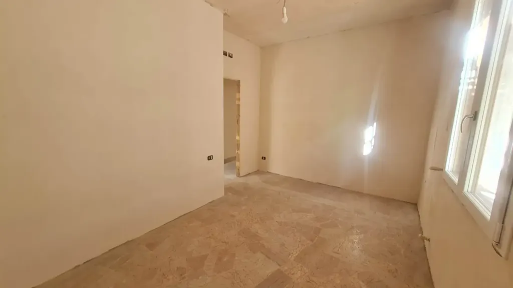 Toad - Rusticated Apartment with Terrace in Florence