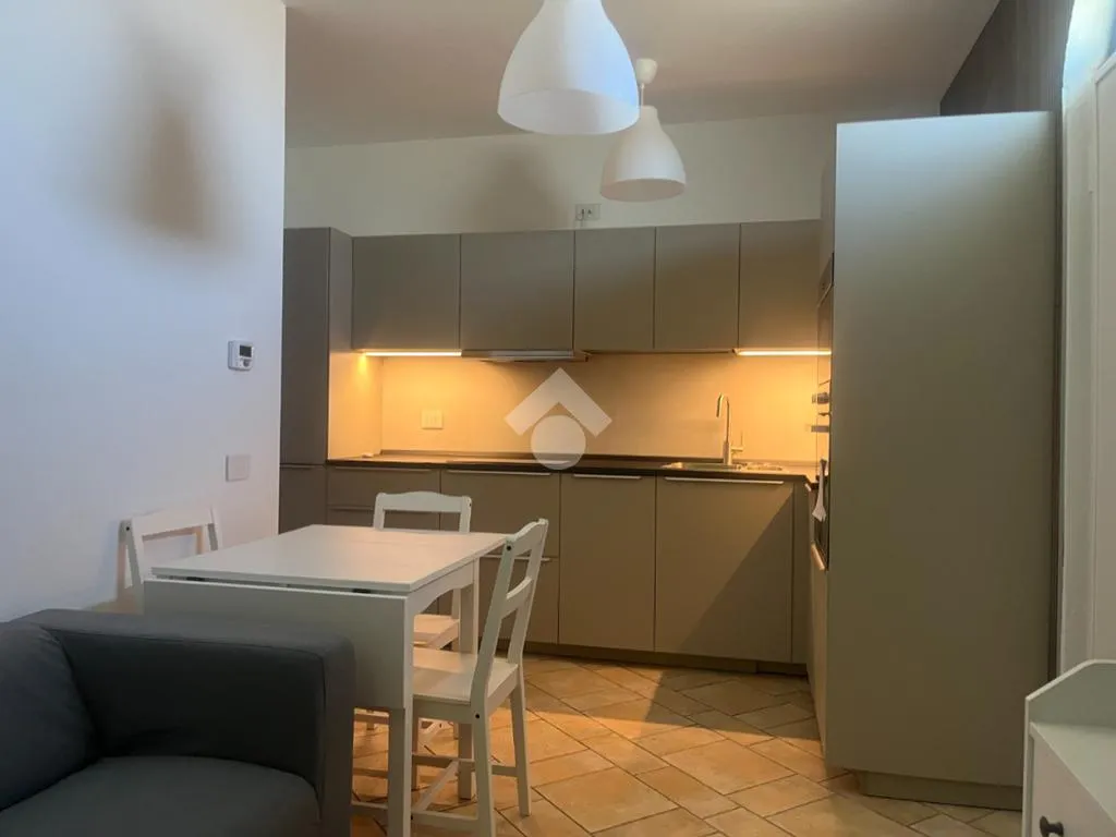 Köök - Fully Furnished 2-Bedroom Apartment with Balcony in Flero