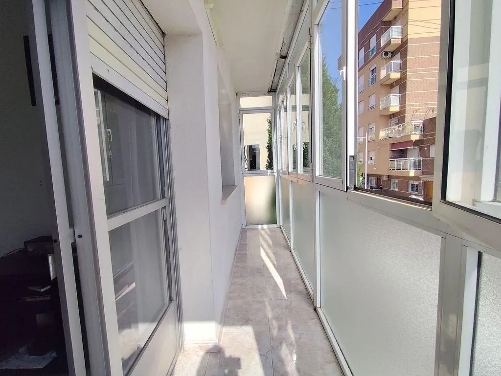 balcony