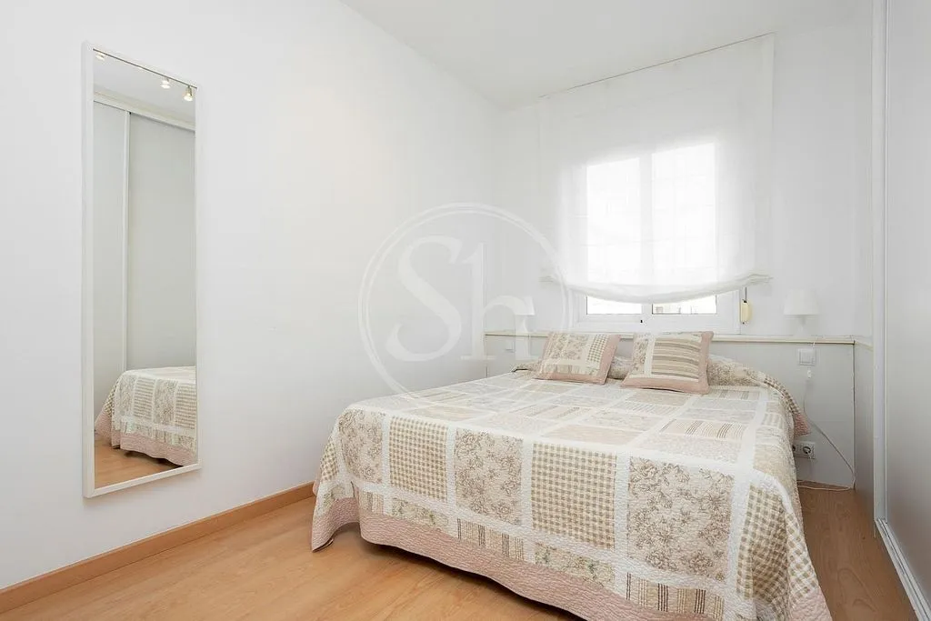 Chambres - Furnished Apartment with Balcony in La Nova Esquerra de l'Eixample