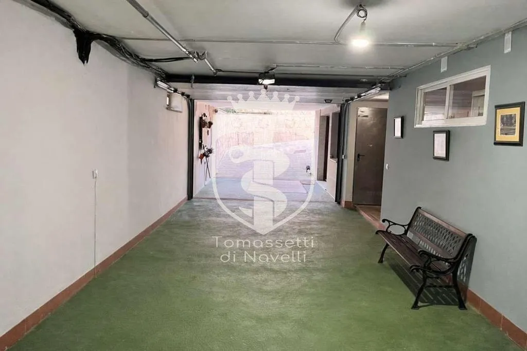 Esik - Detached House with Multiple Units in Torrelodones