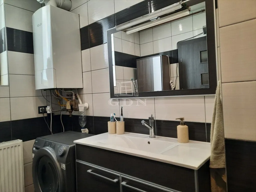 Vannitoad - Renovated Apartment with Balcony in Kecskemét