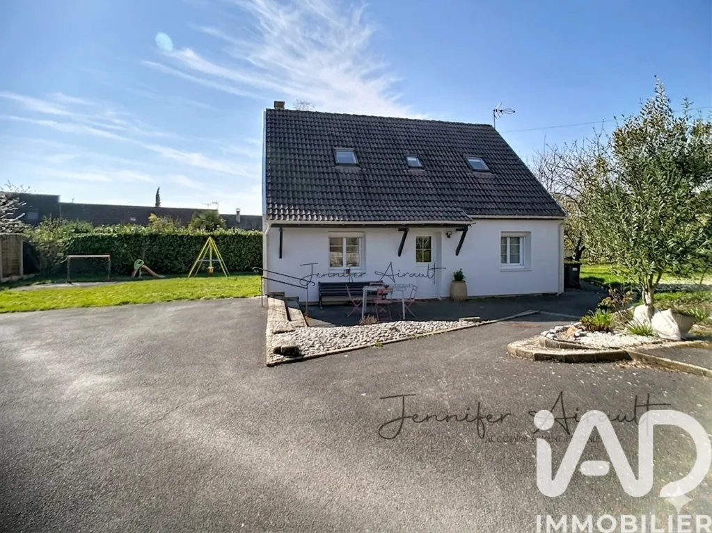 Extérieur - Maison Traditionnelle avec Jardin à Montigny-Lencoup