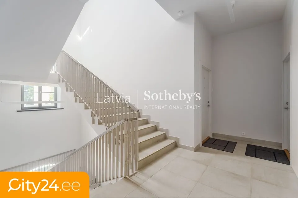 Toad - 2-Bedroom Apartment with National Library View in Riga