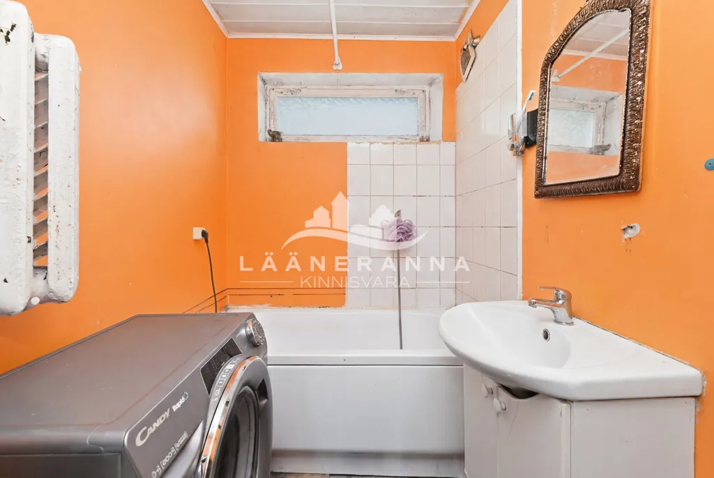 Bagni - Renovated Flat with Central Location in Haapsalu