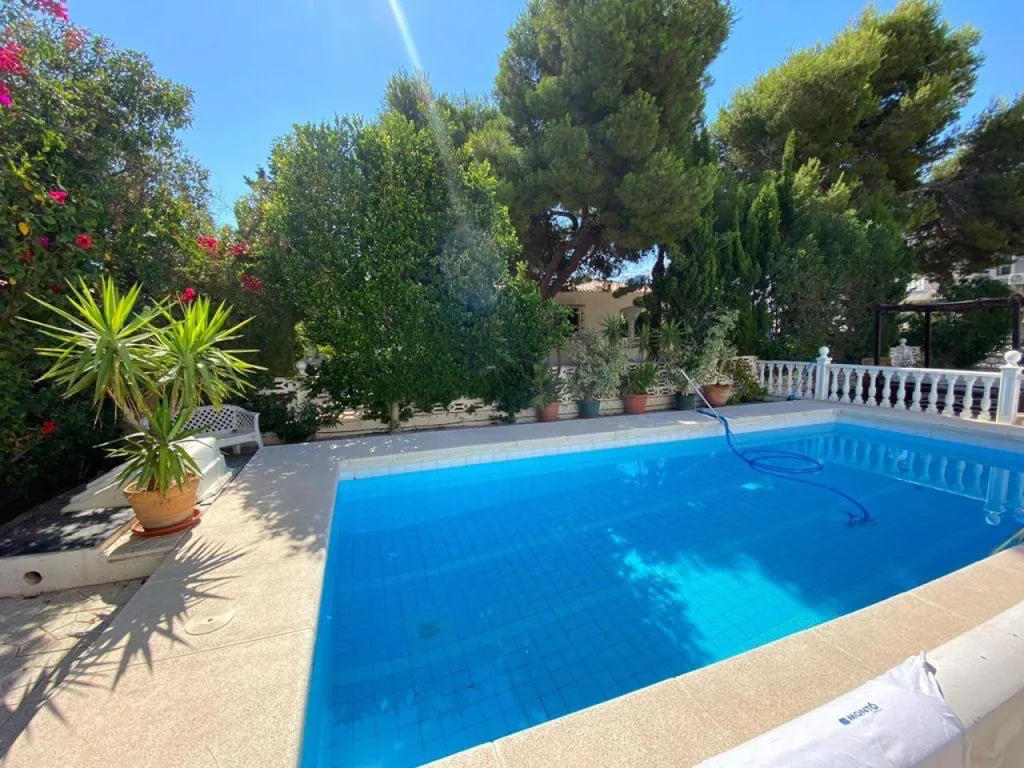 Bassein - Renovated House with Two Pools in Punta Prima