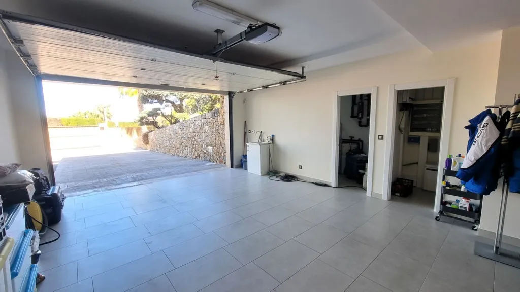 garage