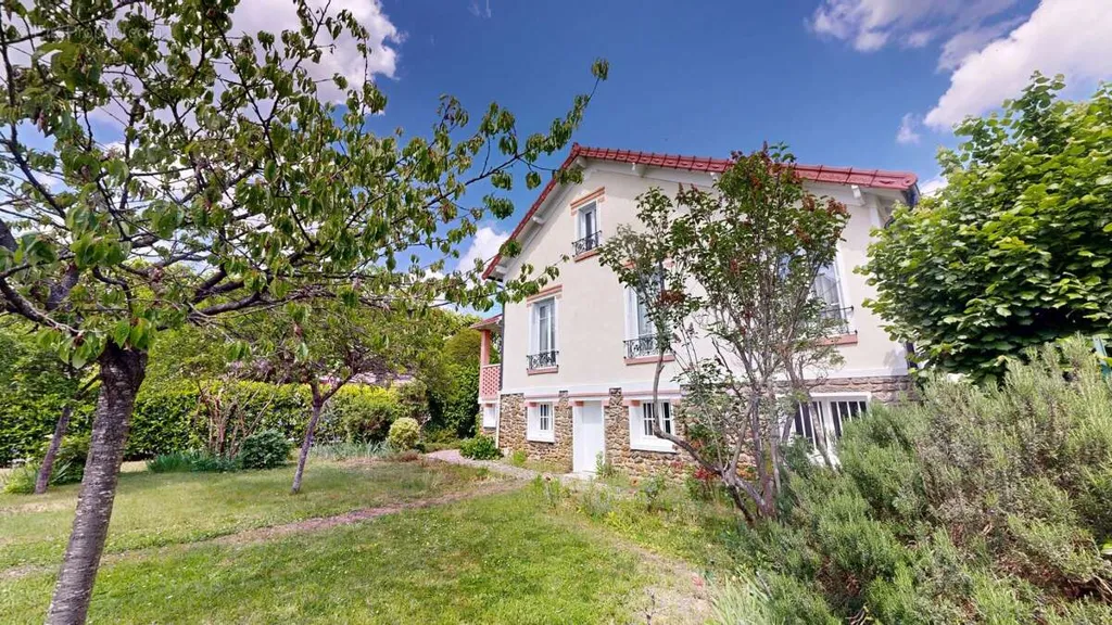 Aed - Charming House with Garden in Gagny