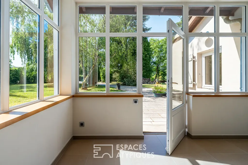 Terrazza - Architecturally Refined Farmhouse in Messimy-sur-Saône