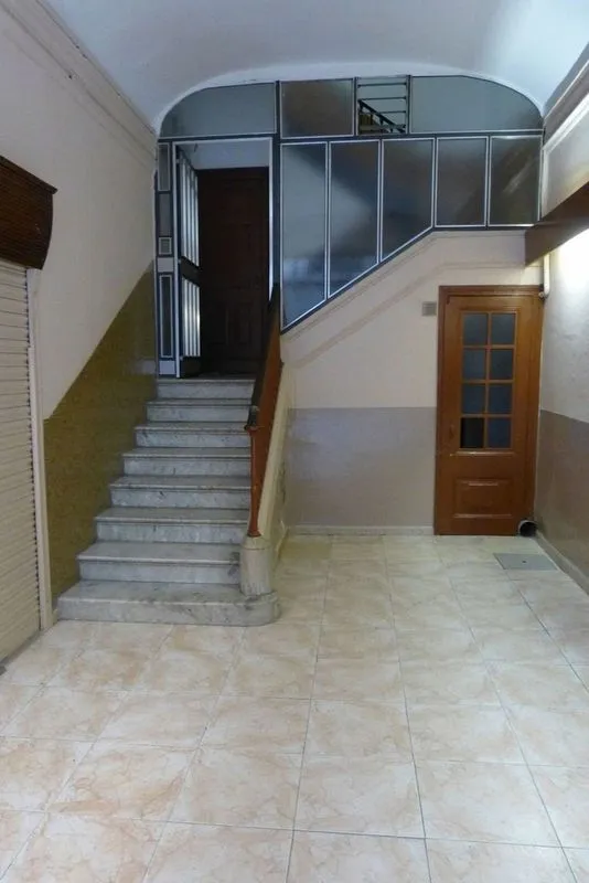 Esik - Furnished Flat with Balcony in El Born