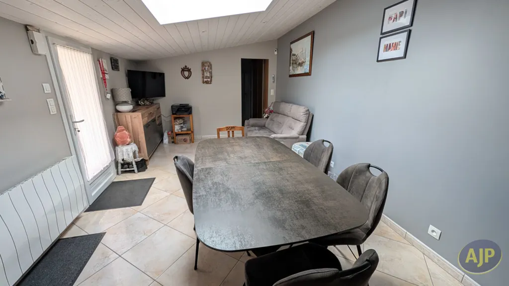 Salle à manger - Maison avec Studio et Garage à L'Aiguillon sur Mer