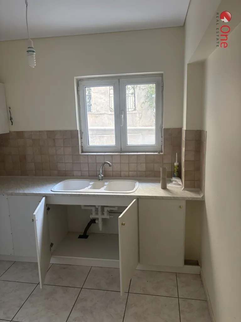 Cuisine - Corner Office with Parking in Ano Patisia, Athens