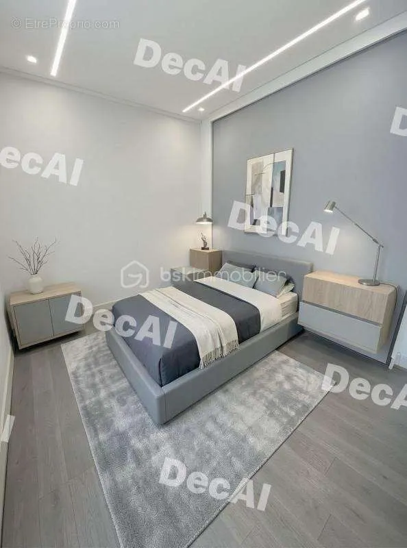 Camere da letto - Bright 4-Piece with Balcony in RER A Proximity
